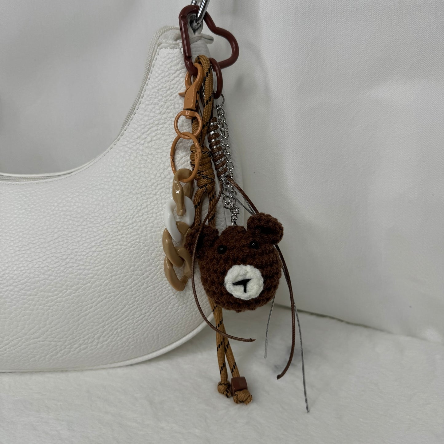 🍯 Grigri de sac – Nounours marron Aloha 🧸🤎